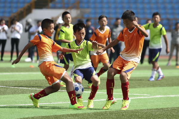 巴克利：自夏天起我就戒酒了，饮酒曾带给我不想再有的处境（巴克利：今夏起我已戒酒，酒精曾令我陷入不愿再经历的境地）