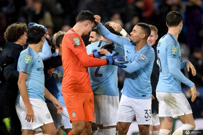 中超：山东泰山主场2-0完胜青岛队（中超：山东泰山主场2-0零封青岛队）